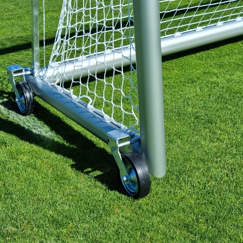 Fußballtore 7,32 x 2,44, Aluminium, fahrbar mit 5 Rollen