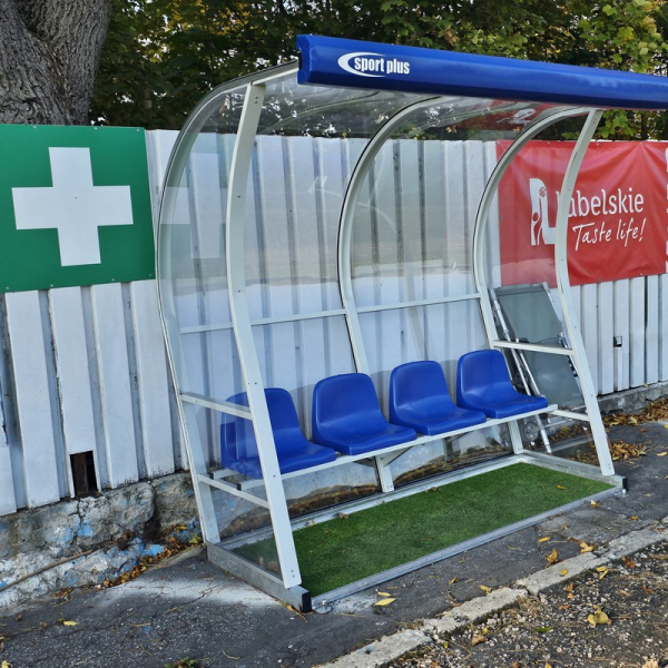 Cabin for reserve players (platform covered with artificial grass)