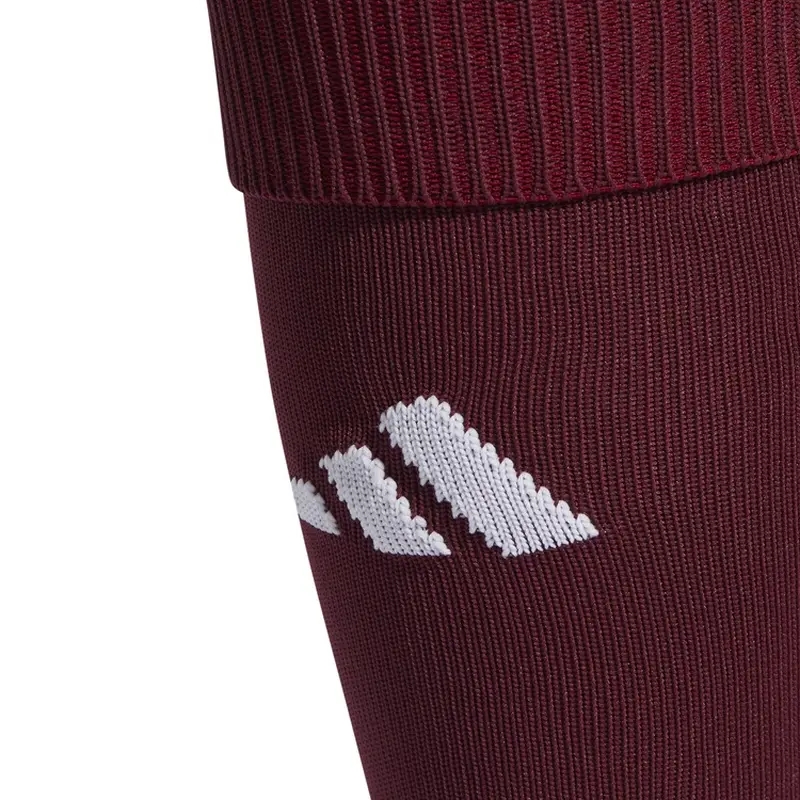 Adidas IB7820 football gaiters, burgundy color